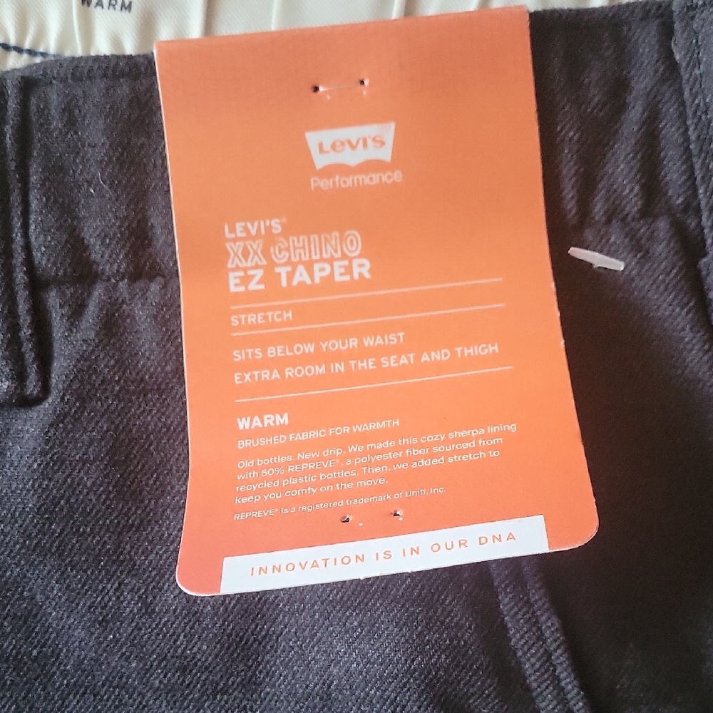 Levi's EZ Tapper Dark Gray Chinos for Men - Picture 2 of 4